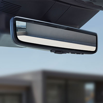 Transformez votre vision arrière en une expérience futuriste